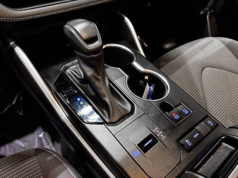 2021 Toyota Highlander L