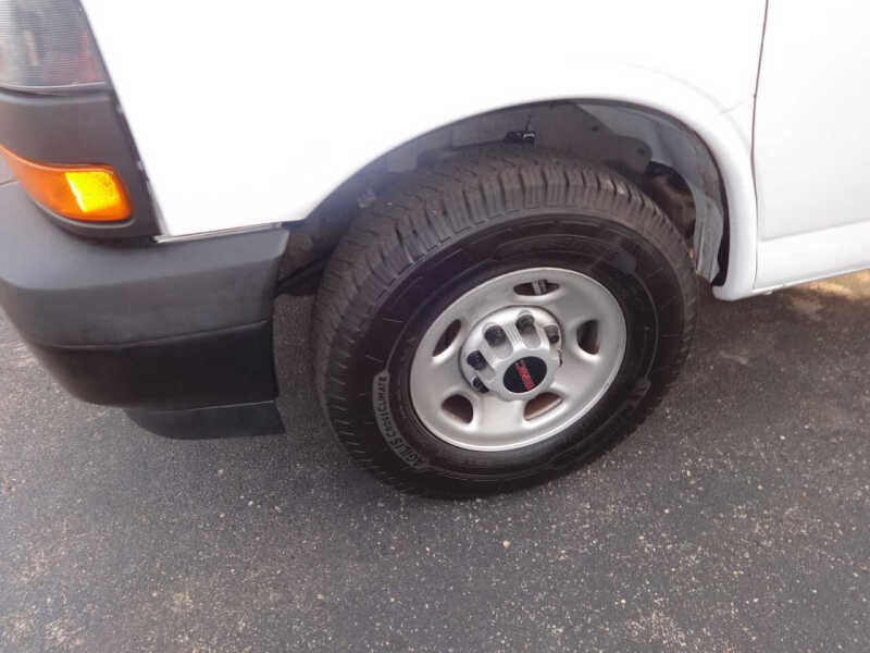 2023 GMC Savana 3500