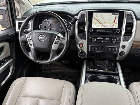 2020 Nissan Titan SL