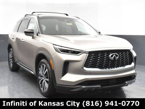 2025 Infiniti QX60 for sale at Elevated Automotive in Merriam KS