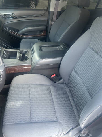 2017 GMC Yukon SLE