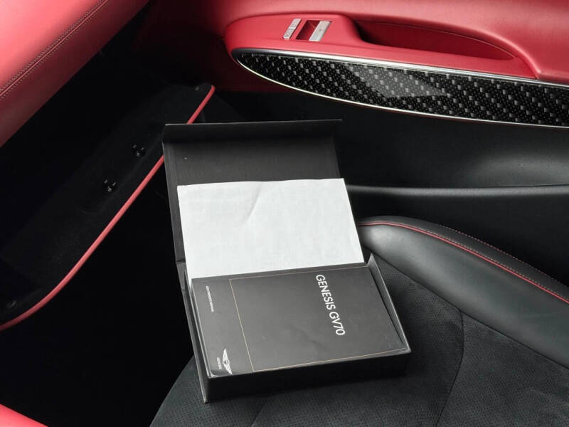 2022 Genesis GV70 3.5T Sport