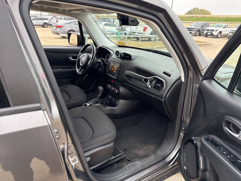 2017 Jeep Renegade Altitude