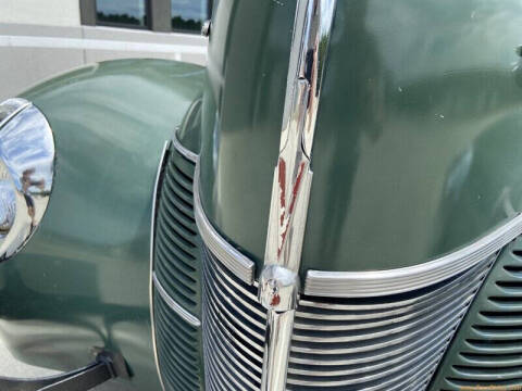 1940 Ford Deluxe