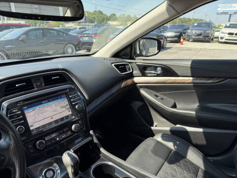 2016 Nissan Maxima Platinum