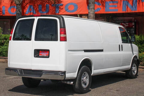 2017 Chevrolet Express 2500