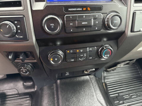 2022 Ford F-350 Super Duty XL