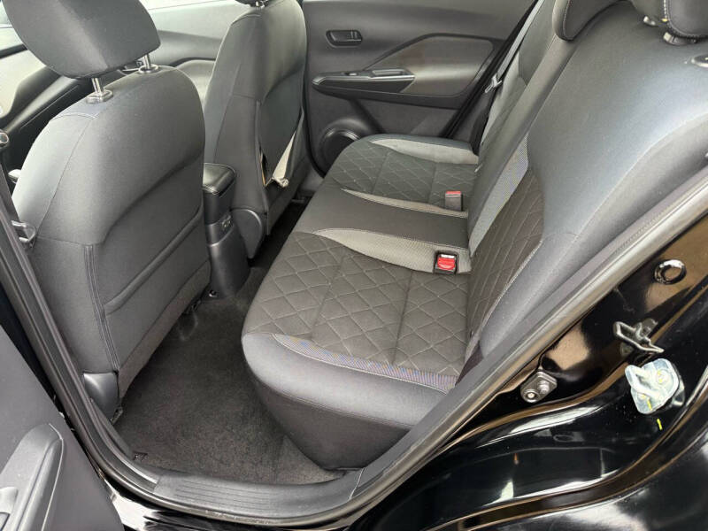 2019 Nissan Kicks SV