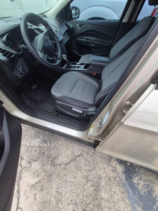 2017 Ford Escape S