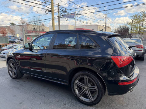 2012 Audi Q5 3.2 quattro Premium Plus