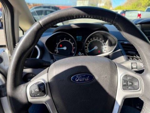 2015 Ford Fiesta SE