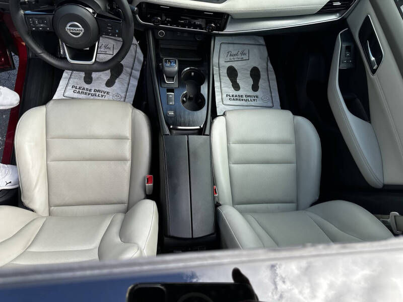 2021 Nissan Rogue SV