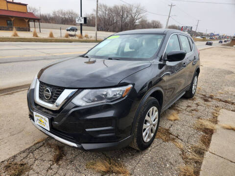 2018 Nissan Rogue for sale at MORALES AUTO SALES in Storm Lake IA