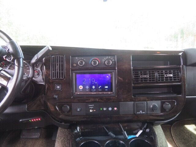 2017 Chevrolet Express 2500