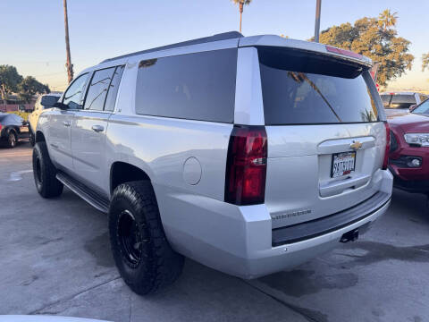 2018 Chevrolet Suburban LT