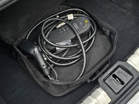 2022 Audi e-tron GT quattro Premium Plus