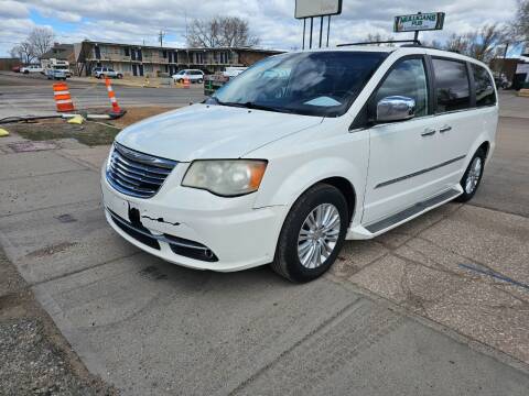 2011 Chrysler Town and Country for sale at Alpine Motors LLC in Laramie WY