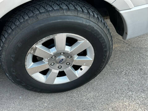 2010 Ford Expedition XLT