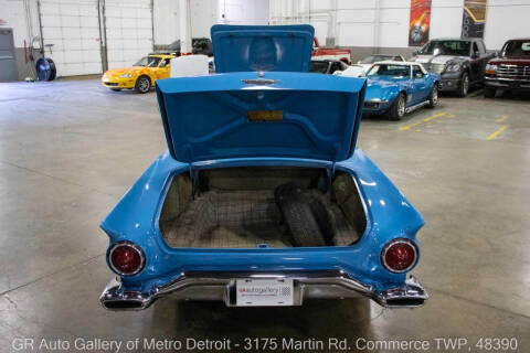 1957 Ford Thunderbird