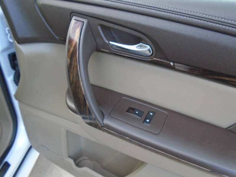 2016 GMC Acadia Denali