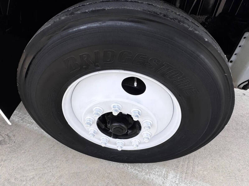 2019 International DuraStar 4300