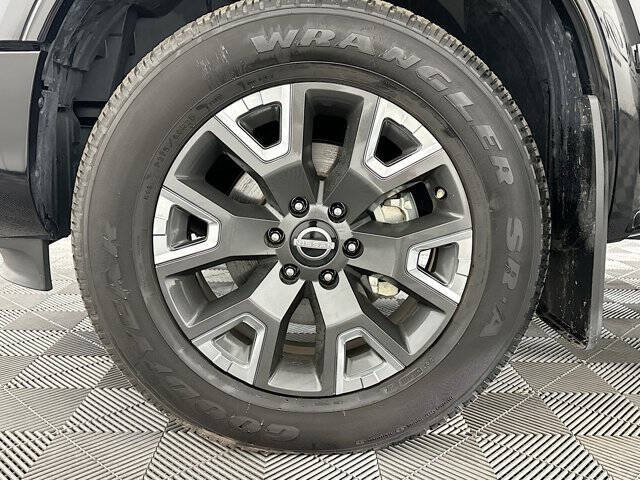 2023 Nissan Titan Platinum Reserve