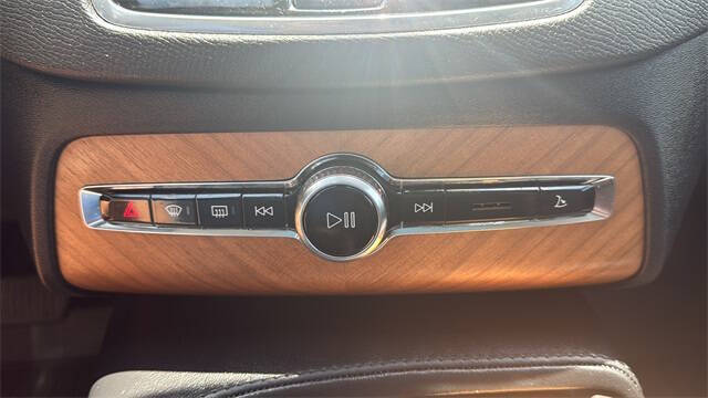 2024 Volvo XC90 B6 Plus Bright Theme 7P