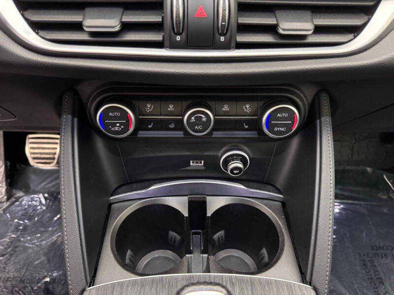 2022 Alfa Romeo Stelvio Sprint