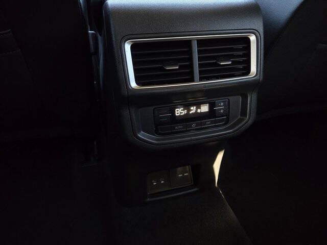 2024 Volkswagen Atlas SE