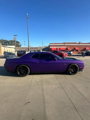 2016 Dodge Challenger SRT Hellcat