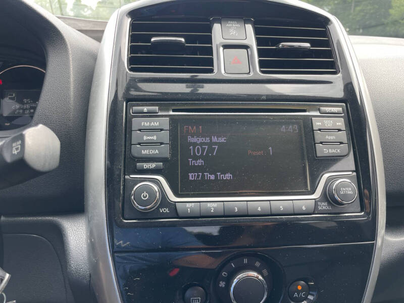 2016 Nissan Versa Note SV