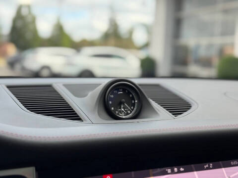 2023 Porsche Macan GTS