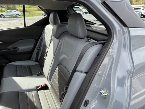 2024 Nissan Kicks SR