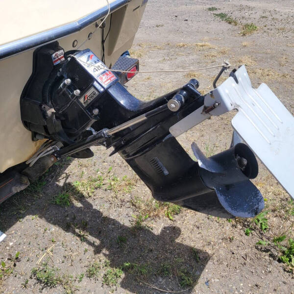 1982 Glastron SSV-177