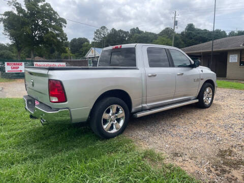 2015 RAM 1500 SLT