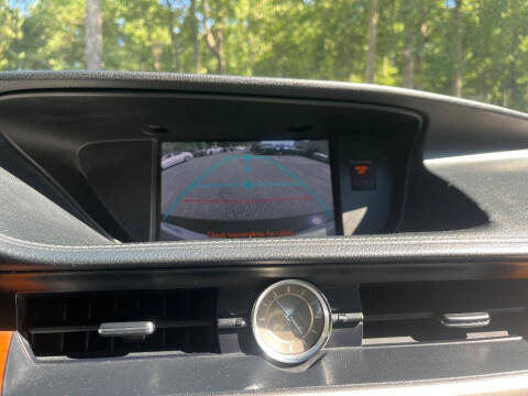 2013 Lexus ES 300h