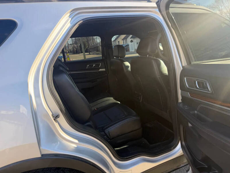 2017 Ford Explorer Limited