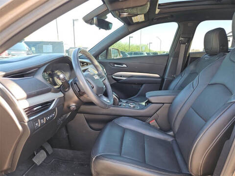 2020 Cadillac XT4 Premium Luxury