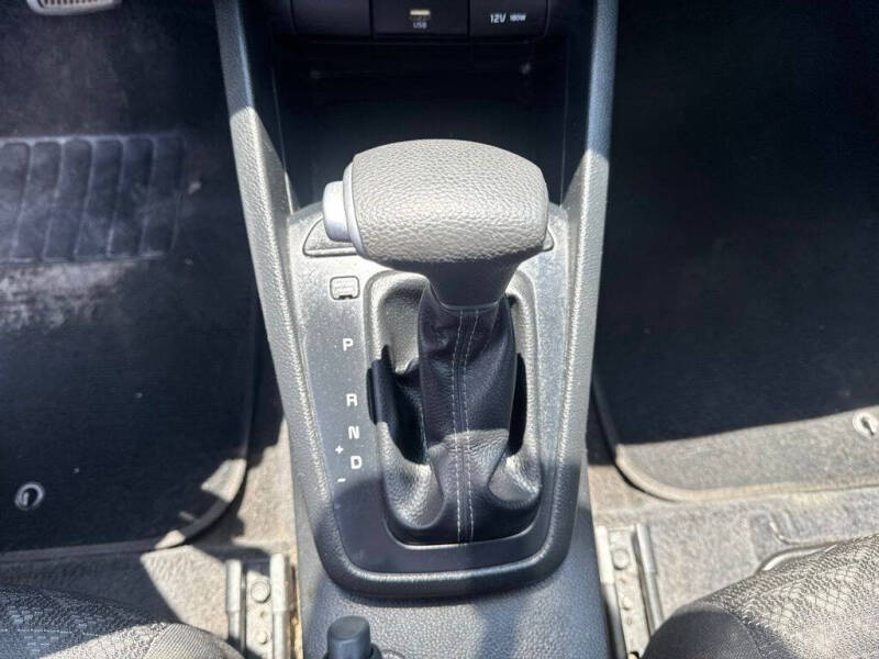 2023 Kia Rio LX