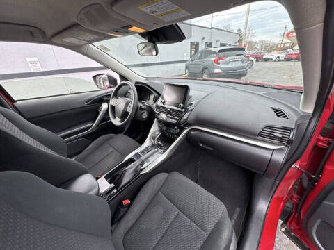 2023 Mitsubishi Eclipse Cross LE