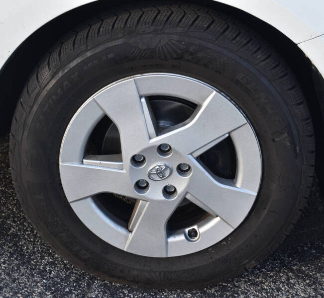 2011 Toyota Prius Two