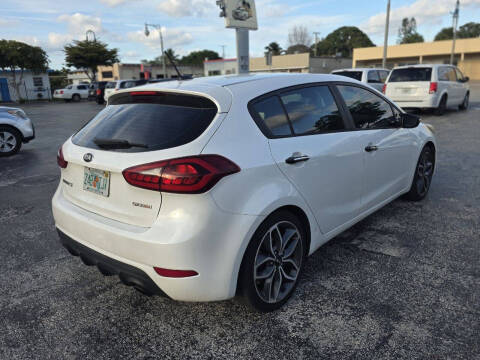 2015 Kia Forte5 SX