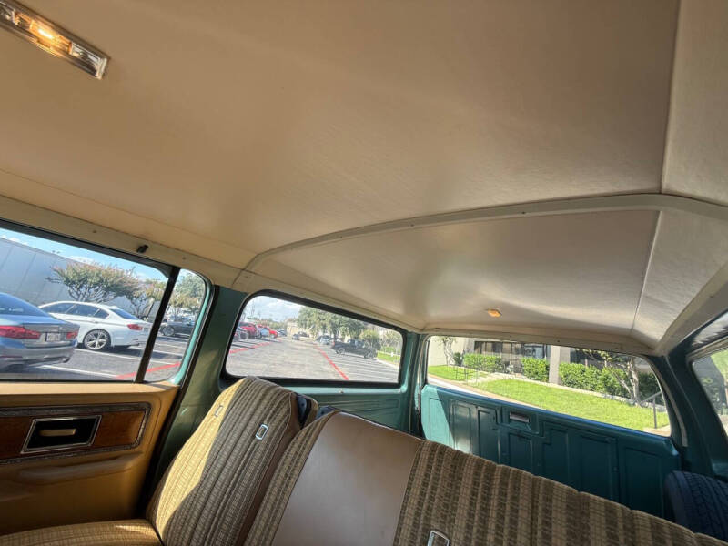 1977 Chevrolet Suburban