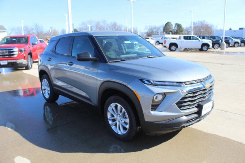 2025 Chevrolet Trailblazer LS's photo