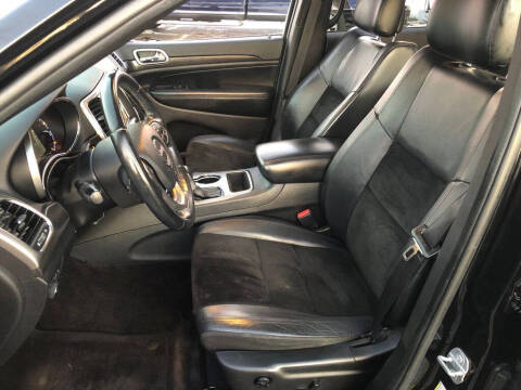 2018 Jeep Grand Cherokee Laredo