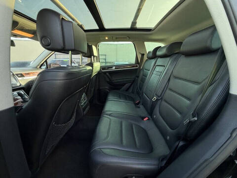 2012 Volkswagen Touareg Hybrid