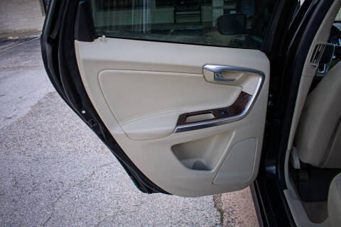 2015 Volvo XC60 3.2 Platinum