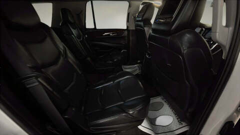 2019 Cadillac Escalade Luxury