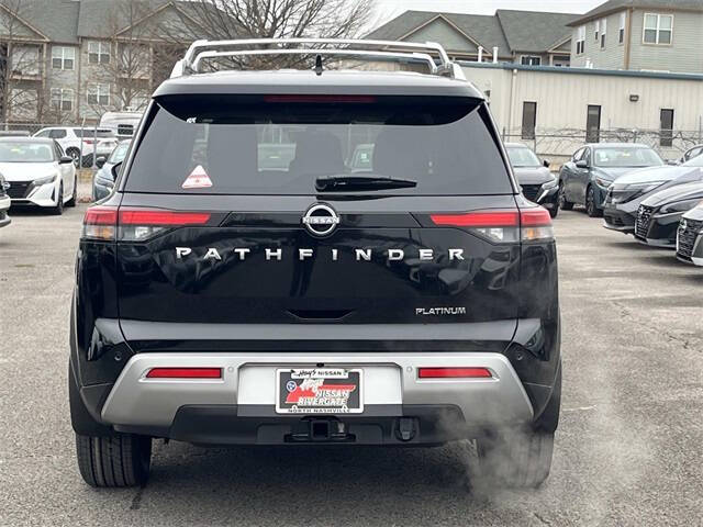 2025 Nissan Pathfinder Platinum