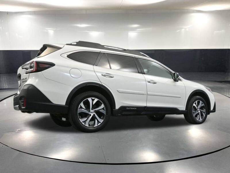 2022 Subaru Outback Touring XT
